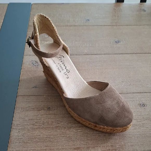 Gaimo Women's Taupe Suede & Jute Wedge Espadrilles (EU 40/US 9) - Picture 2 of 8